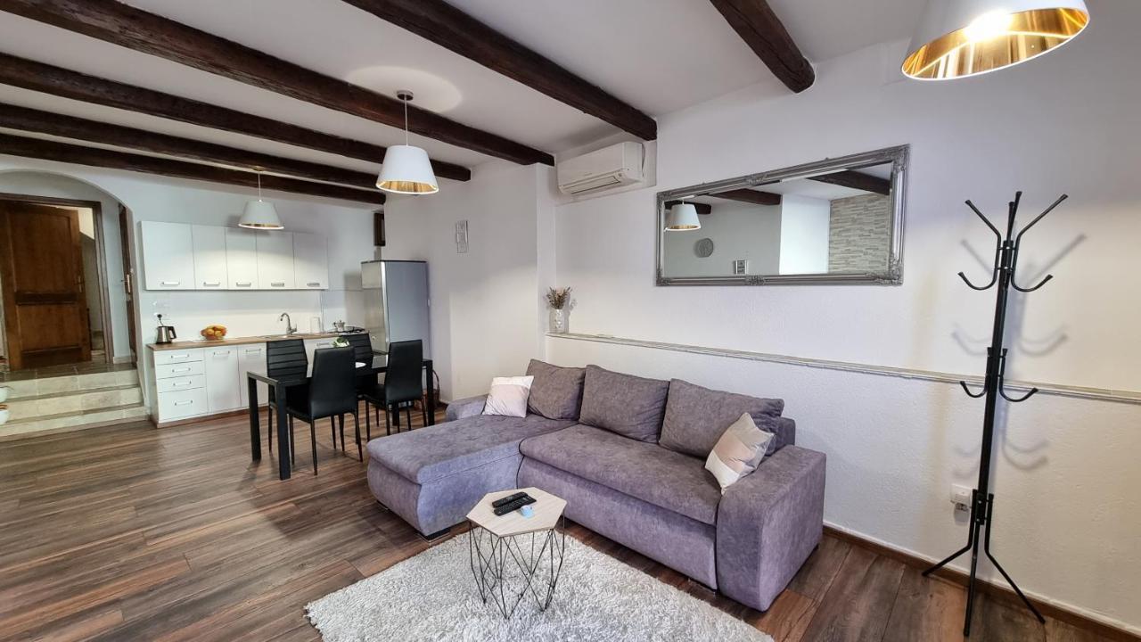 Appartement Apartman Ivo à Novigrad Istria Extérieur photo